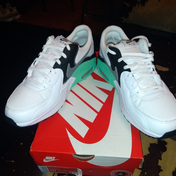 Womens air max - Picture 3 of 5